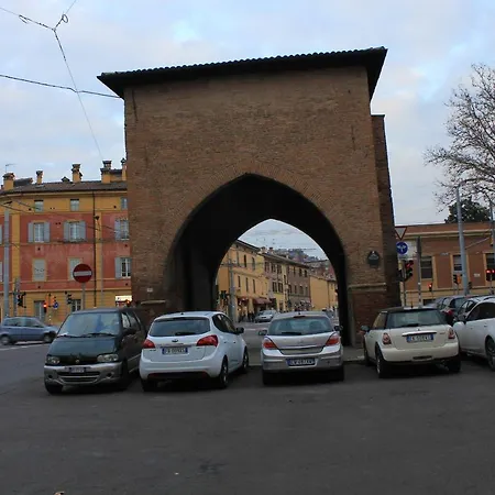 V Torre V Nigrisoli A Porta San Vitale *